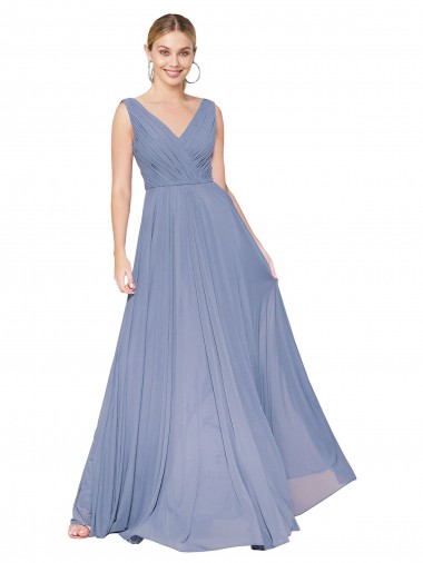 Costas em V Azul Empoeirado Linha A Decote Alto Comprimento Chão Vestido de Madrinha / Vestido de Noite / Vestido de Festa Acessíveis