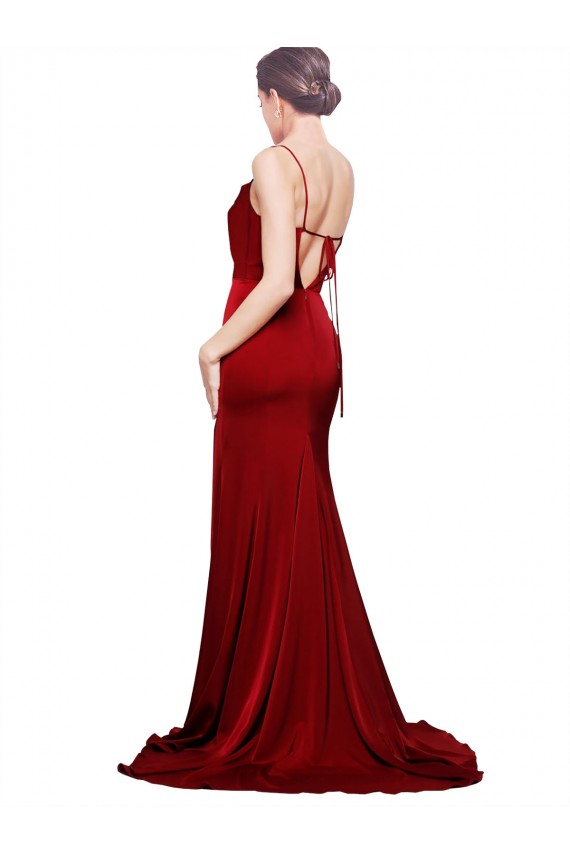 Criss Cruz Borgonha Bainha Decote Capuz Comboio Varredela Vestidos de Madrinha / Vestidos de Noite / Vestidos de Festa Acessíveis