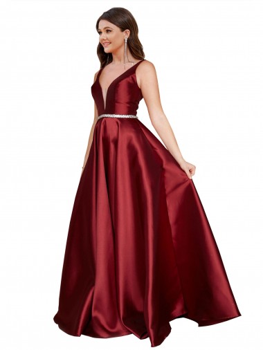 Costas em V Borgonha Linha A Decote V Comprimento Chão Longo Vestidos de Madrinha / Vestidos de Noite / Vestidos de Festa Acessíveis