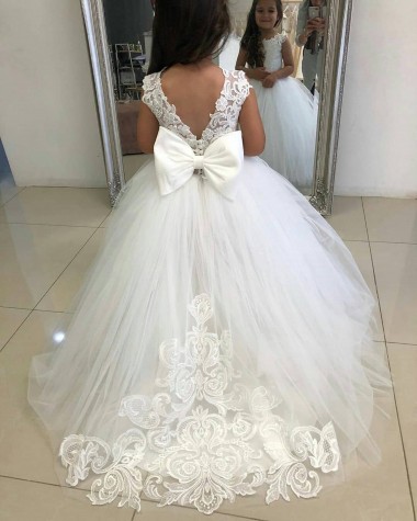 Marfim Vestido de Baile Barco Comboio Capela Vestidos para Meninas de Flores Acessíveis