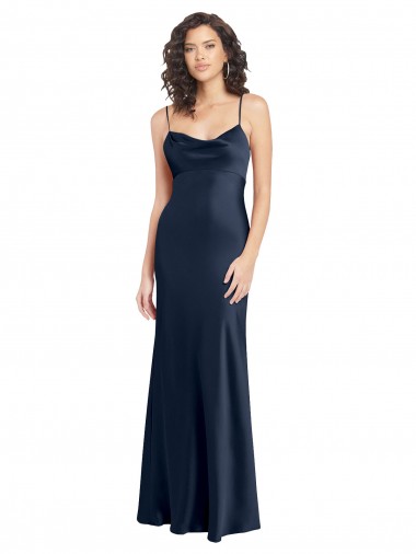 Abrir de volta Marinha Negra Linha A Decote Capuz Comprimento Chão Vestidos de Madrinha / Vestidos de Noite / Vestidos de Festa Acessíveis