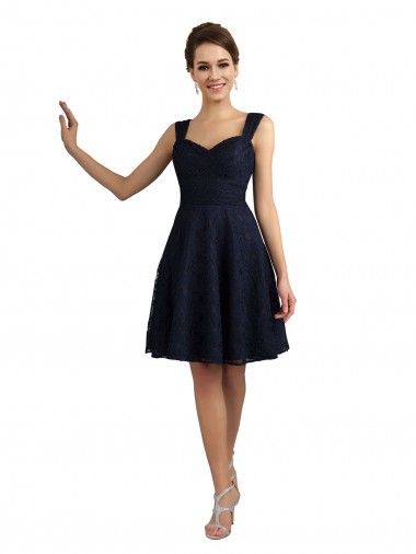 Marinha Negra Linha A Amor Comprimento Joelho Vestidos de Madrinha / Vestidos de Cocktail Acessíveis