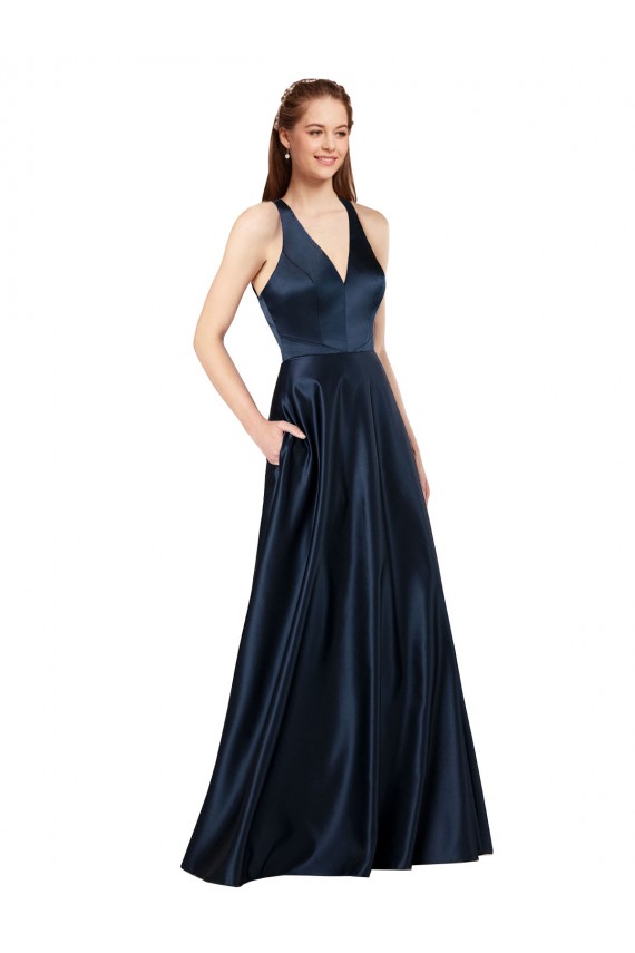 Buraco da fechadura Marinha Negra Linha A Decote V Comprimento Chão Vestidos de Madrinha / Vestidos de Noite / Vestidos de Festa Acessíveis