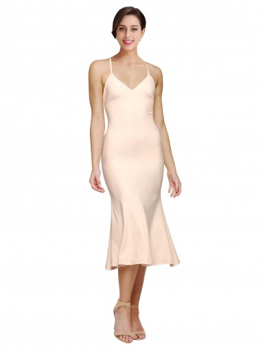 Criss Cruz Nu Bainha Decote V Comprimento Midi Vestidos de Madrinha / Vestidos de Festa / Vestidos de Cocktail / Vestidos de Homecoming Acessíveis