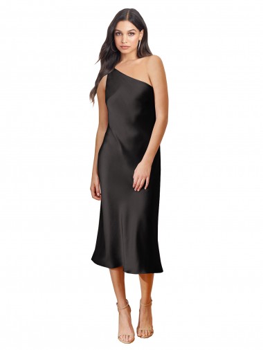 Preto Bainha Um Ombro Comprimento Midi Vestidos de Madrinha / Vestidos de Noite / Vestidos de Festa Acessíveis